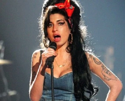 Miscellaneous - Amy Winehouse 1983-2011