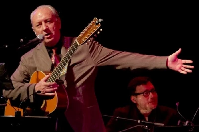 Michael Nesmith - Old Town School of Folk Music, Chicago, 6/4/2013
