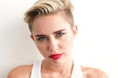Miley Cyrus - Ten Songs That Made Me Love...