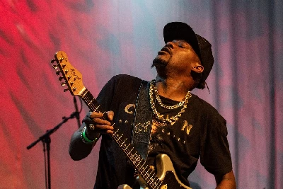 Eric Gales - Photoscapes