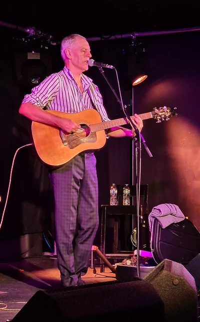 Robert Forster - Interview