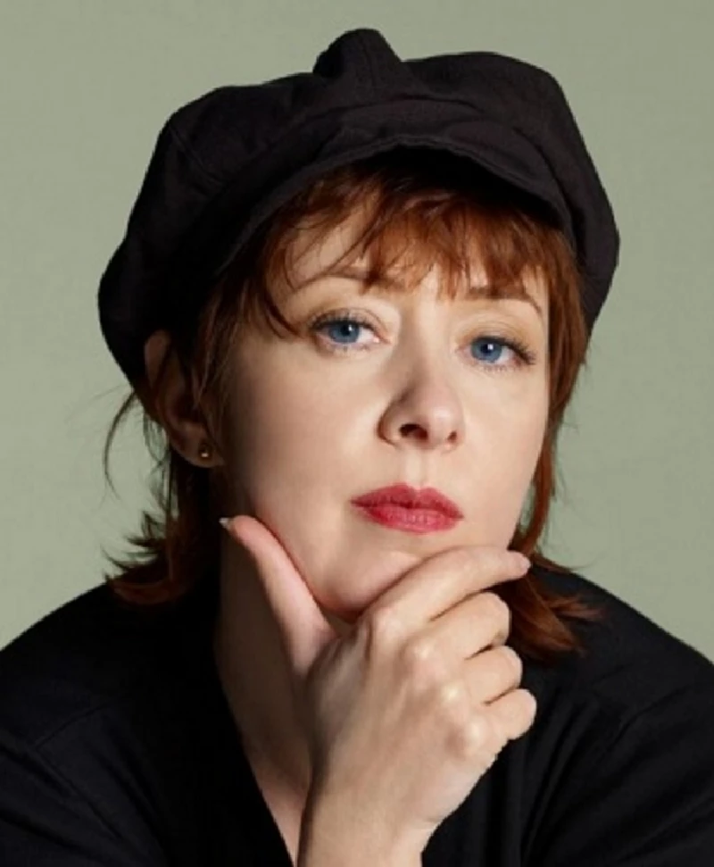 Suzanne Vega - Interview