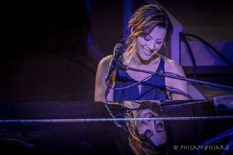 Sarah McLachlan - Orchestra Hall, Chicago, 16/62015