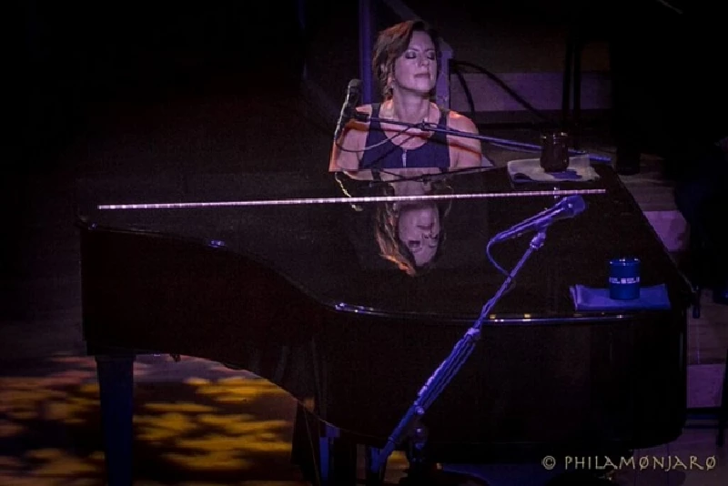 Sarah McLachlan - Orchestra Hall, Chicago, 16/62015