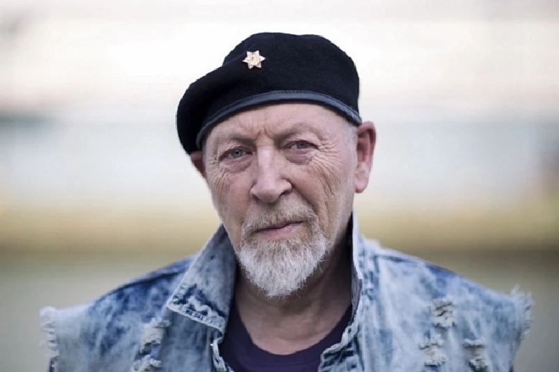 Richard Thompson - Interview