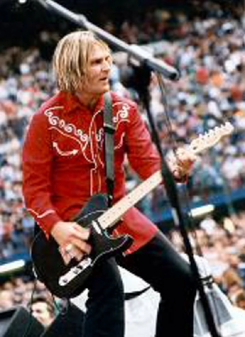 Alarm - Interview with Mike Peters Part 2