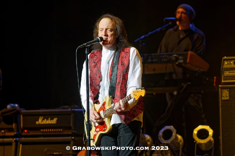 Tommy James and the Shondells - Rialto Square Theater, Joliet, Illinois, 3/3/2023