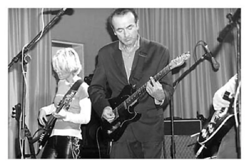 Hugh Cornwell - Interview