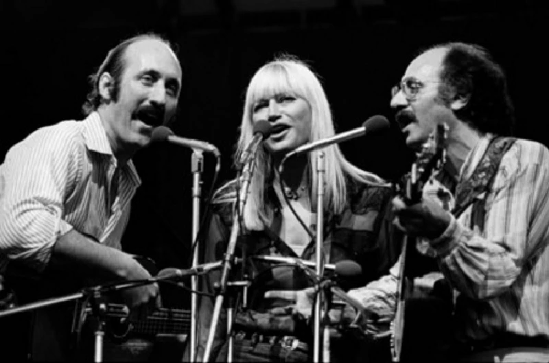 Peter Paul and Mary - Interview with Peter Yarrow