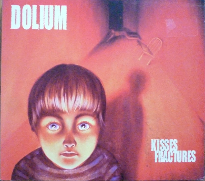 Dolium - Kisses Fractures